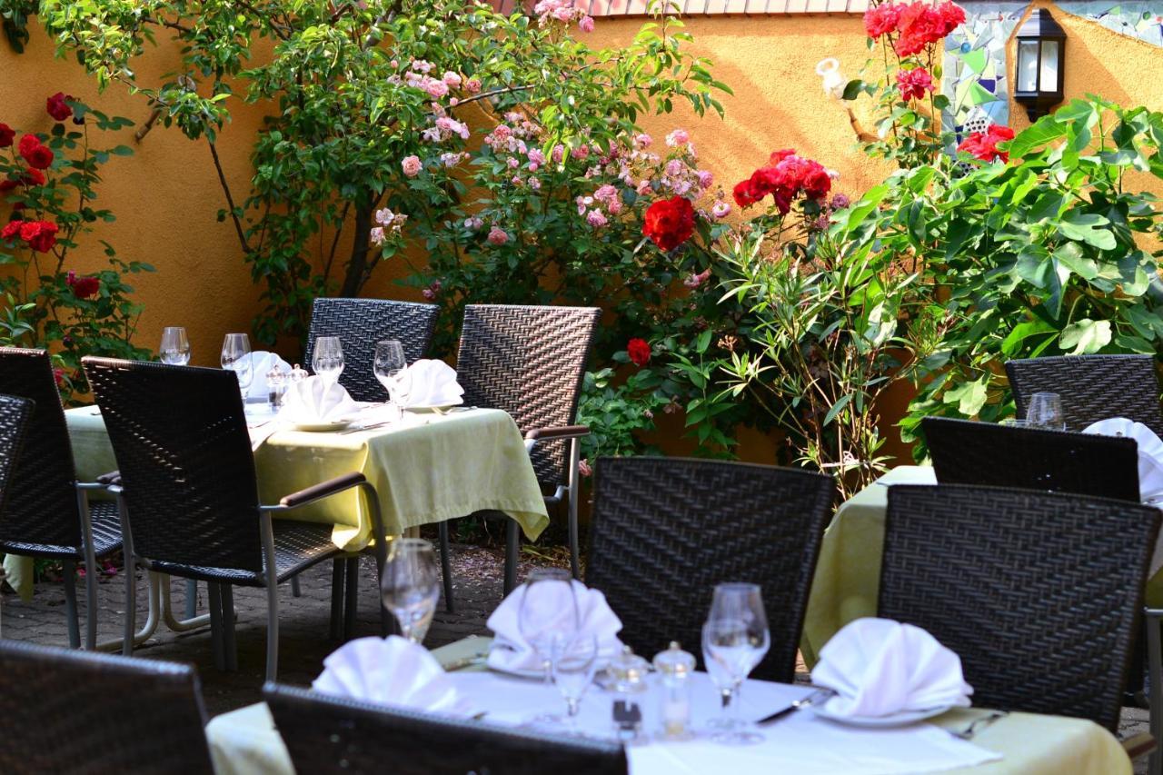 Restaurant & Hotel Olive グライフスヴァルト エクステリア 写真